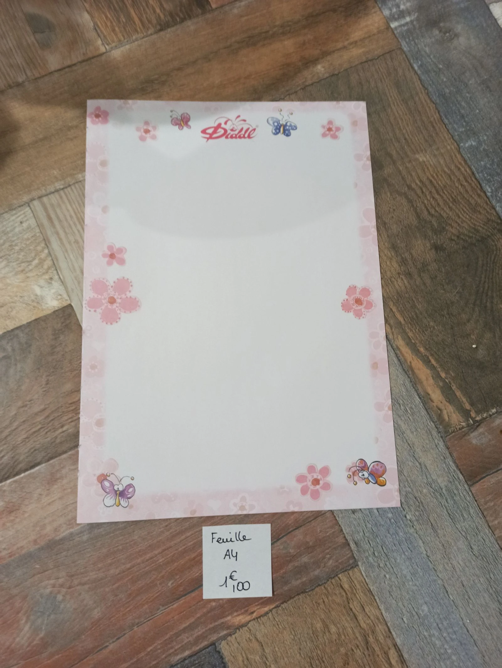 Feuille Diddl A4 double page cahier rose édition summer 1,00e 